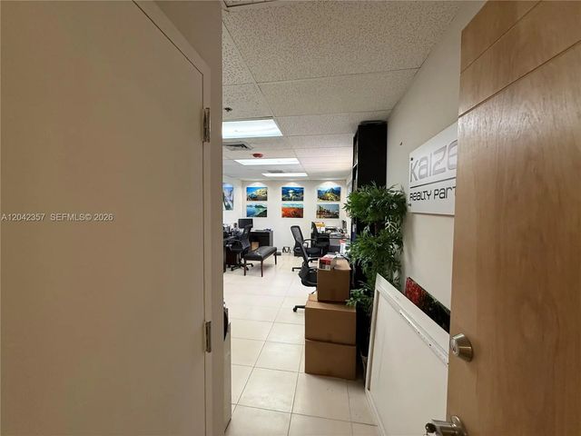 3 of 9 - 9600 Nw 25th Street #4h, Doral, FL