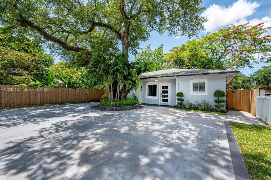 2750 Nw 170th Street, Miami Gardens