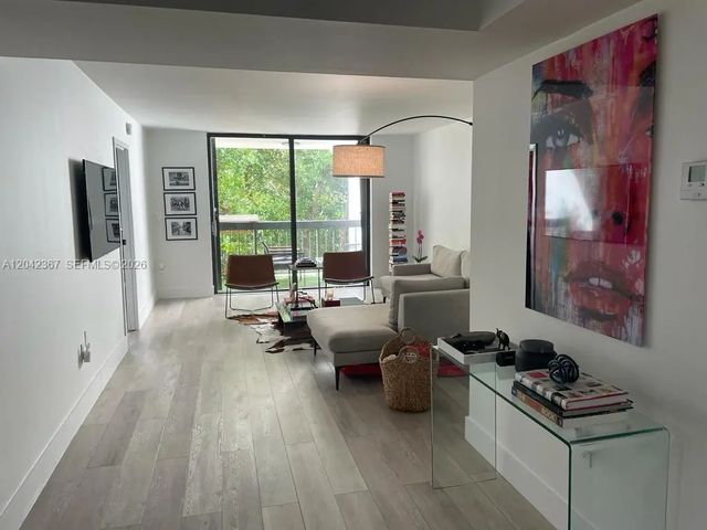 2333 Brickell Avenue #314, Miami