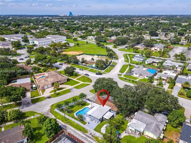 3 of 33 - 3338 Taft Street, Hollywood, FL