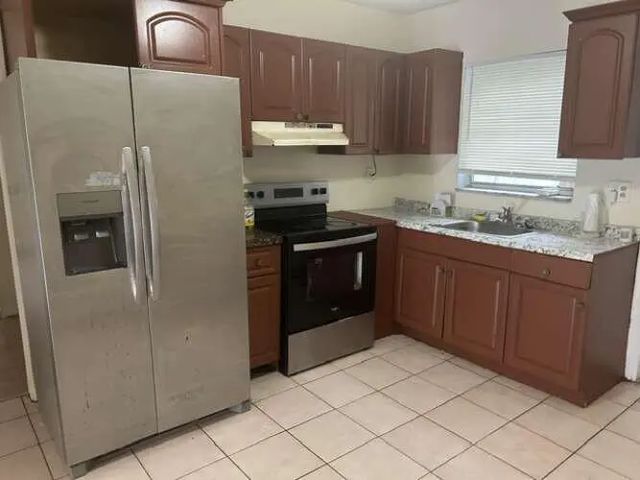 2 of 11 - 3370 Nw 8th Place, Lauderhill, FL