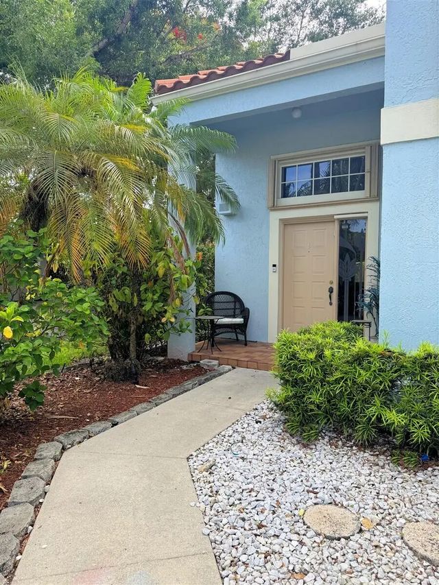 3 of 35 - 1020 Nw 107th Avenue, Plantation, FL