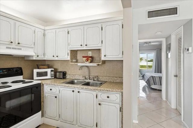 5 of 15 - 95 North Boulevard #2b, Boynton Beach, FL