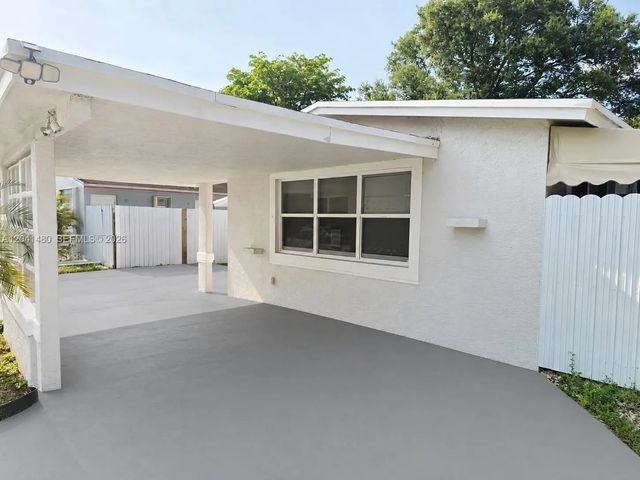 3 of 15 - 2820 Nw 14th Court, Fort Lauderdale, FL
