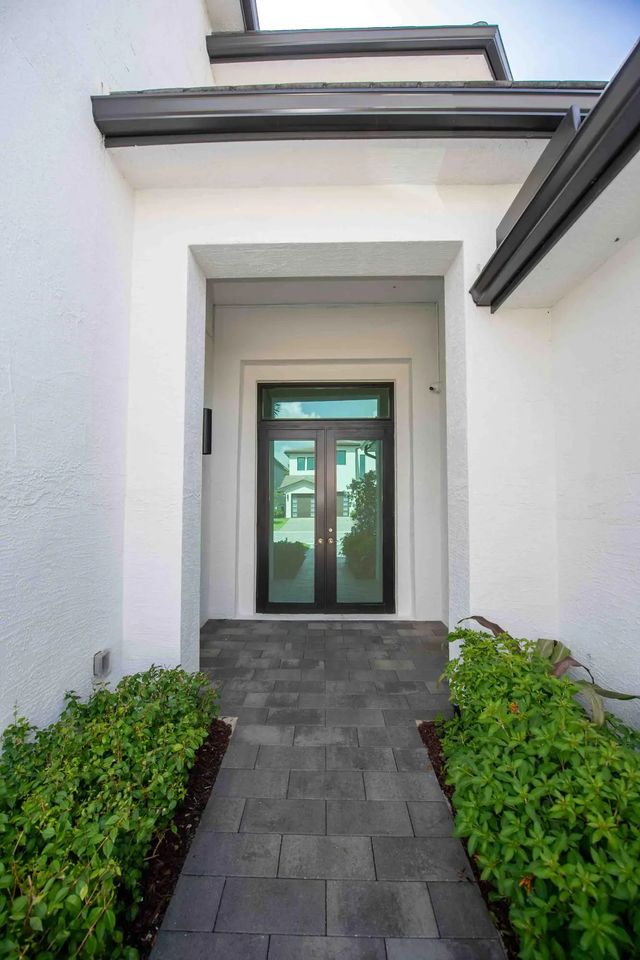 4 of 53 - 5746 Ashwood Circle W, Hollywood, FL