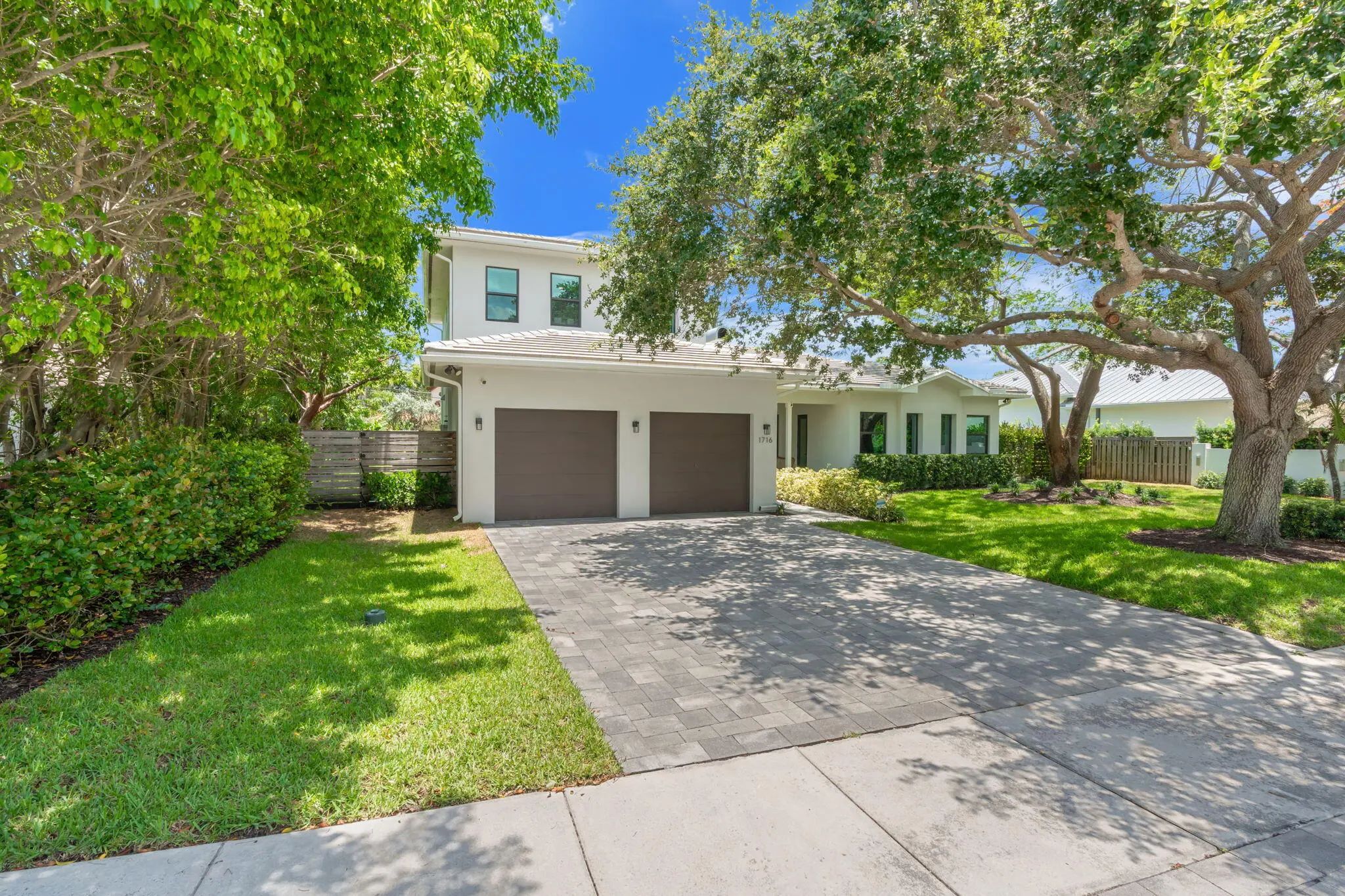 1716 Middle River Drive, Fort Lauderdale