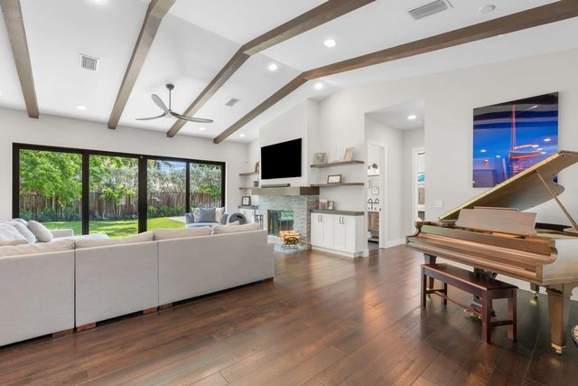 4 of 44 - 1716 Middle River Drive, Fort Lauderdale, FL