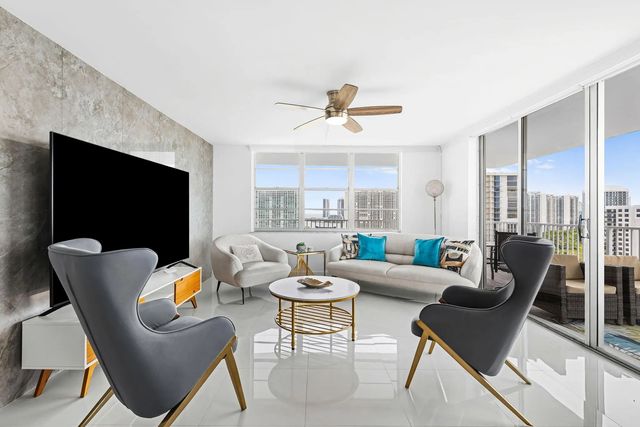 2851 Ne 183rd Street #2117, Aventura