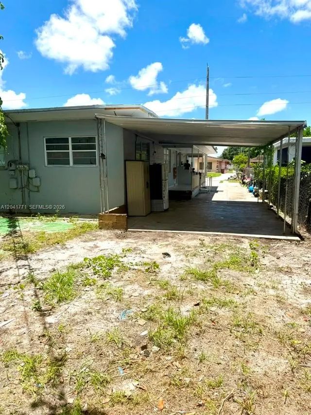 5 of 9 - 42 E 13th Street, Hialeah, FL