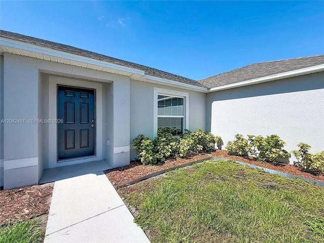 2 of 30 - 666 Sw Jeanne Avenue, Port St. Lucie, FL