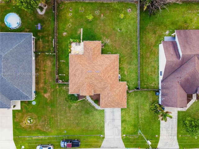 5 of 16 - 2257 Sw Picture Terrace, Port St. Lucie, FL