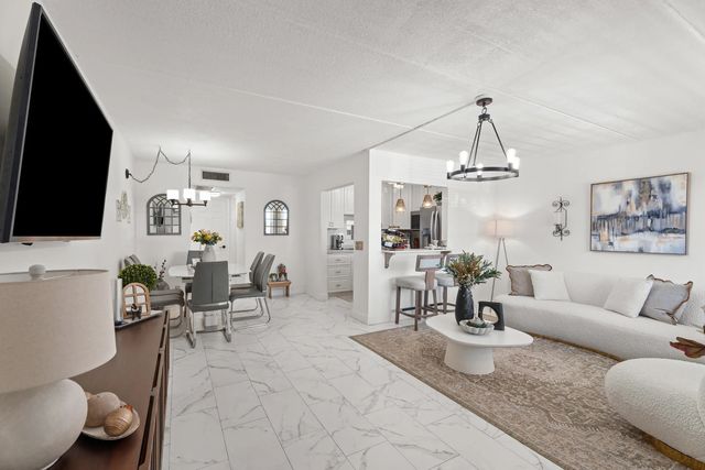 5 of 23 - 200 Village Green Circle E #206, Palm Springs, FL