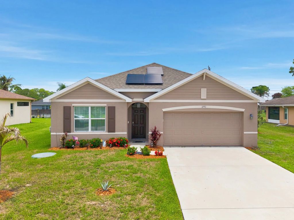 1771 Sw Lofgren Avenue, Port St. Lucie