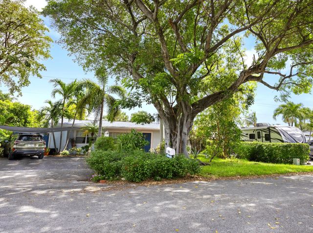 2 of 23 - 1427 Ne 30th Street, Pompano Beach, FL