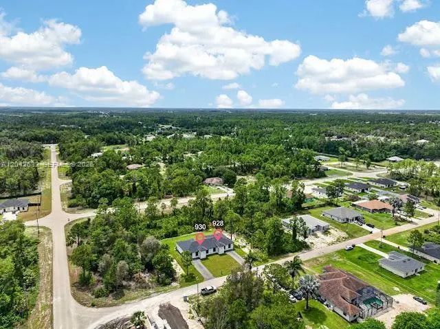 5 of 37 - 928-930 Hepburn Avenue, Lehigh Acres, FL