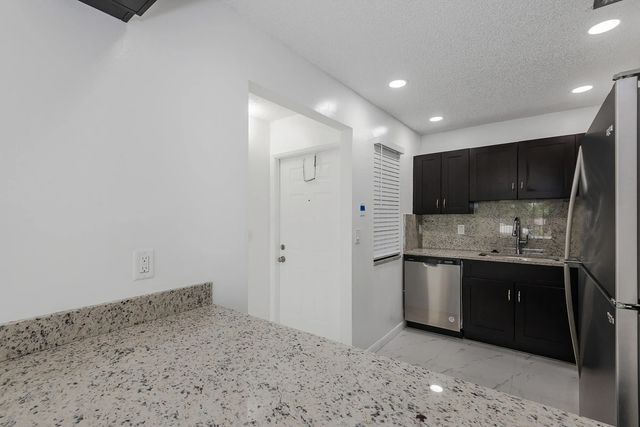 5 of 27 - 10675 Royal Palm Boulevard #1-7, Coral Springs, FL