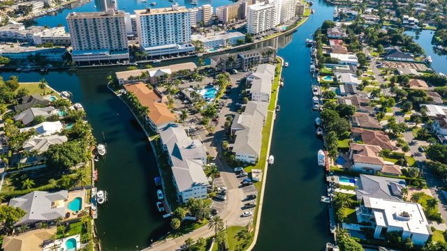 2 of 29 - 450 Paradise Isle Boulevard, Hallandale Beach, FL