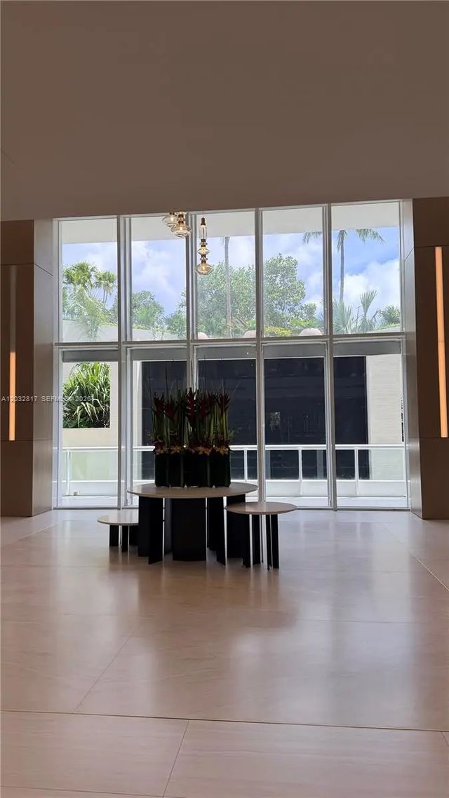 5 of 32 - 21205 Yacht Club Drive #1201, Aventura, FL