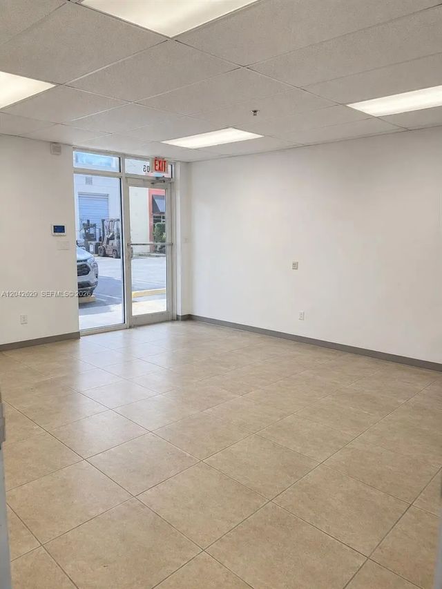 5 of 7 - 6020 Nw 99th Avenue #205, Doral, FL