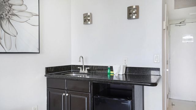 4 of 11 - 4040 Galt Ocean Drive #403, Fort Lauderdale, FL