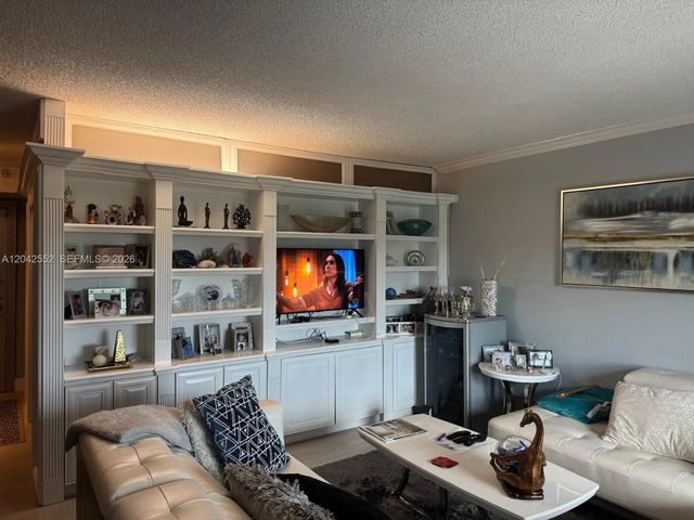 2 of 36 - 5200 N Ocean Boulevard #1012b, Lauderdale-By-The-Sea, FL