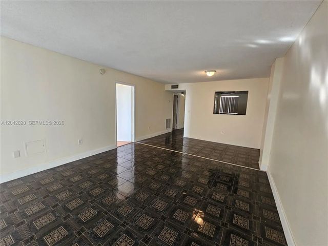 3 of 21 - 15600 Nw 7th Avenue #704, Miami, FL