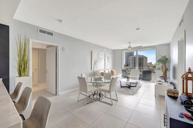 4 of 38 - 401 N Birch Road #703, Fort Lauderdale, FL