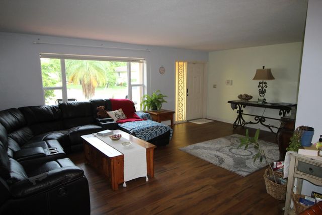3 of 19 - 4914 Nw 49th Road, Tamarac, FL