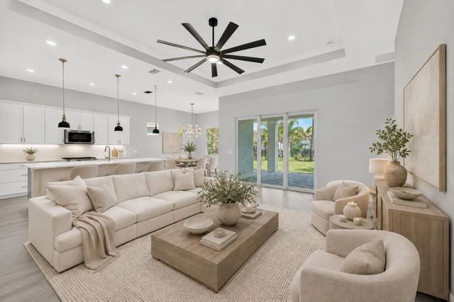 12525 Triumph Lane, Palm Beach Gardens