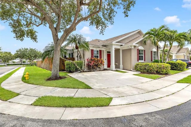 4 of 36 - 5823 Plum Harbor Circle, Tamarac, FL