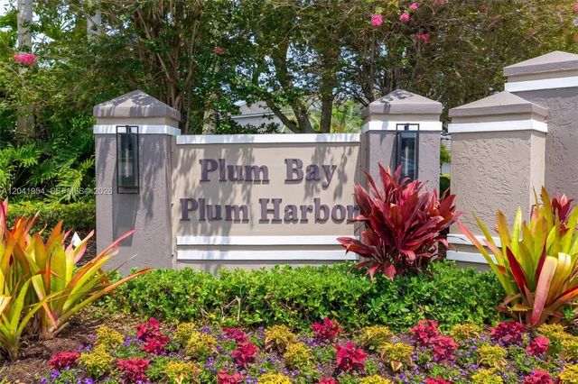 5 of 36 - 5823 Plum Harbor Circle, Tamarac, FL