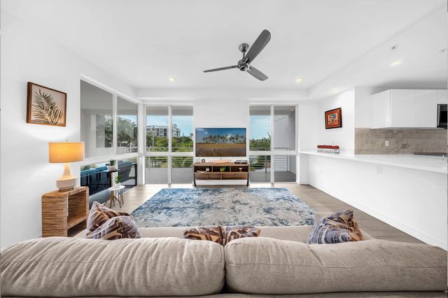 4 of 34 - 51 Se 19th Avenue #303, Deerfield Beach, FL