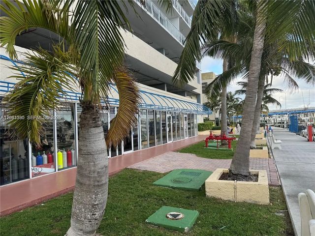 2 of 15 - 7601 E Treasure Drive #cu-9a, North Bay Village, FL