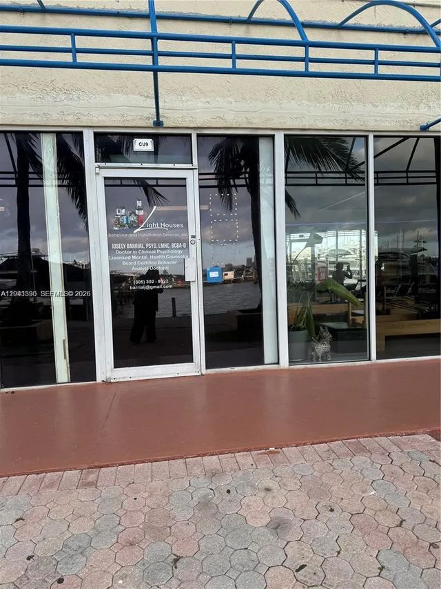 5 of 15 - 7601 E Treasure Drive #cu-9a, North Bay Village, FL