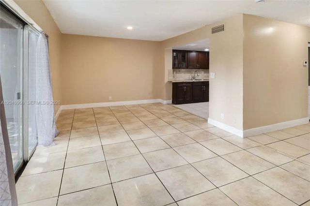 5 of 31 - 6336 Boulevard Of Champions #5, North Lauderdale, FL
