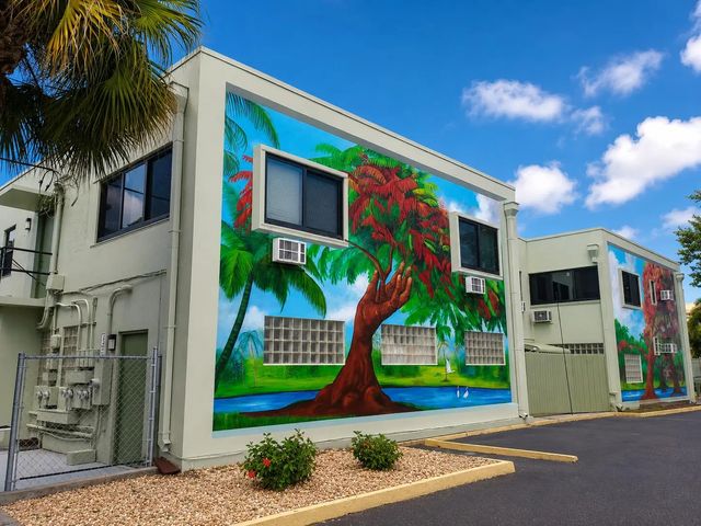2 of 13 - 117 N 5th Street, Fort Pierce, FL