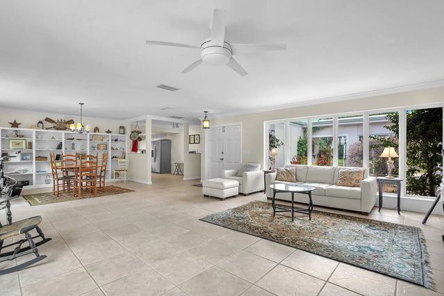 5 of 7 - 1211 Bimini Lane, Riviera Beach, FL