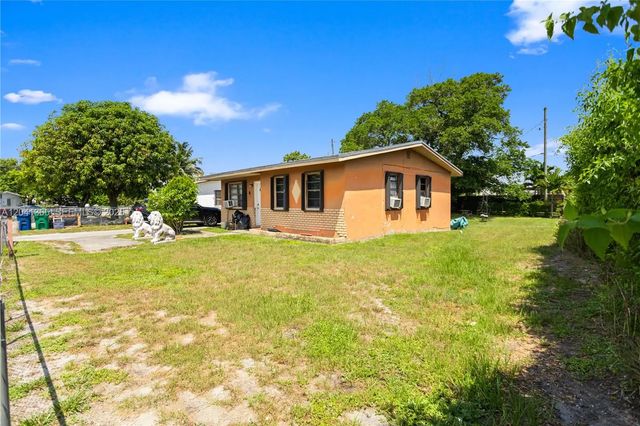 3 of 42 - 555 Harem Avenue, Opa-Locka, FL