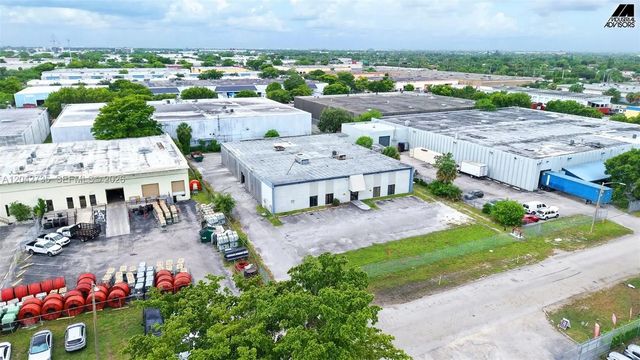 2 of 35 - 16350 Nw 48th Avenue, Miami Lakes, FL