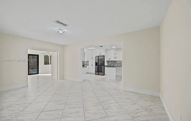 5 of 14 - 5300 Adams Street, Hollywood, FL