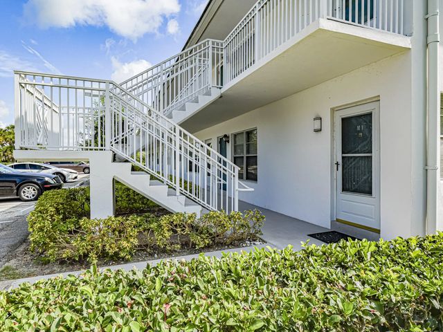 2800 Indian River Boulevard, Vero Beach