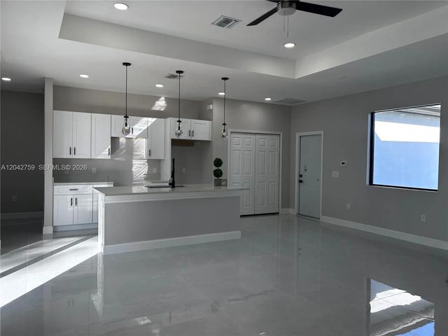 3 of 4 - 1126 Milwaukee Boulevard, Lehigh Acres, FL