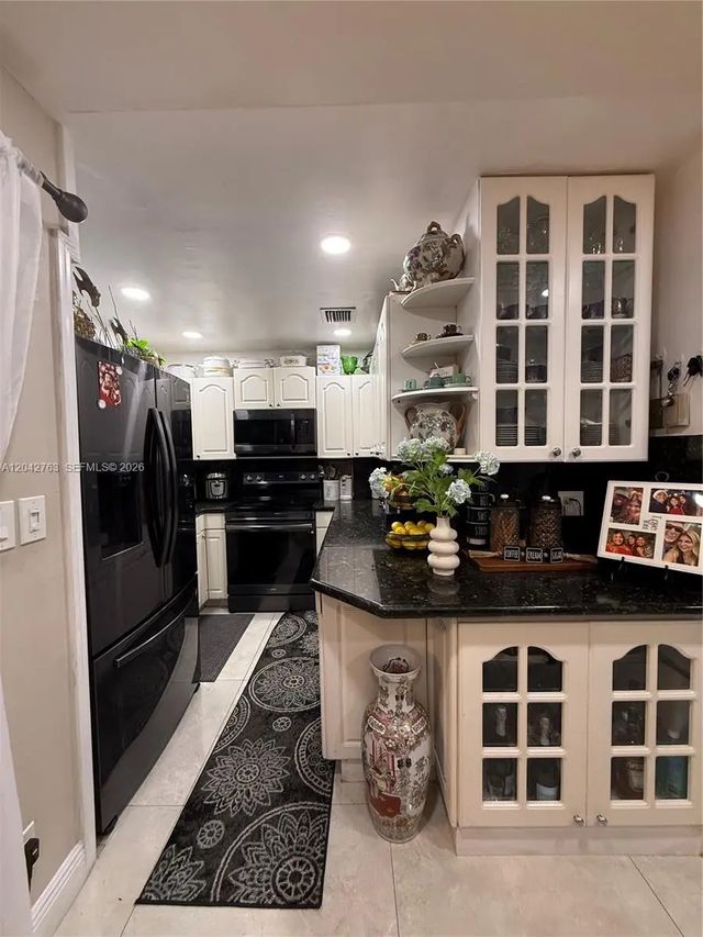 2 of 20 - 4100 Crystal Lake Drive #111, Deerfield Beach, FL