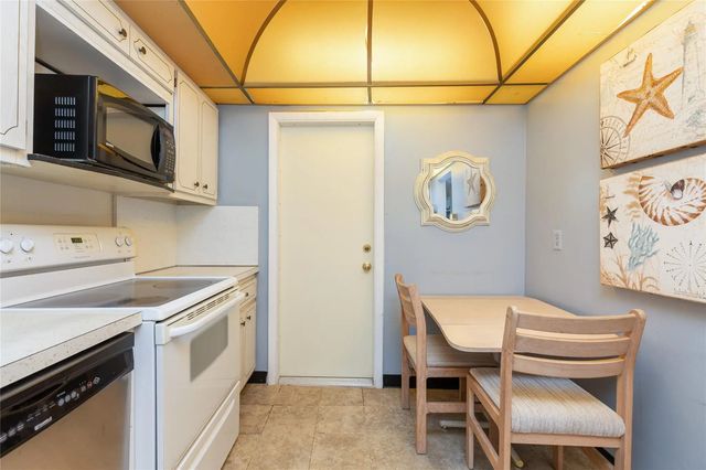2 of 27 - 2731 Ne 14th St Causeway #121, Pompano Beach, FL