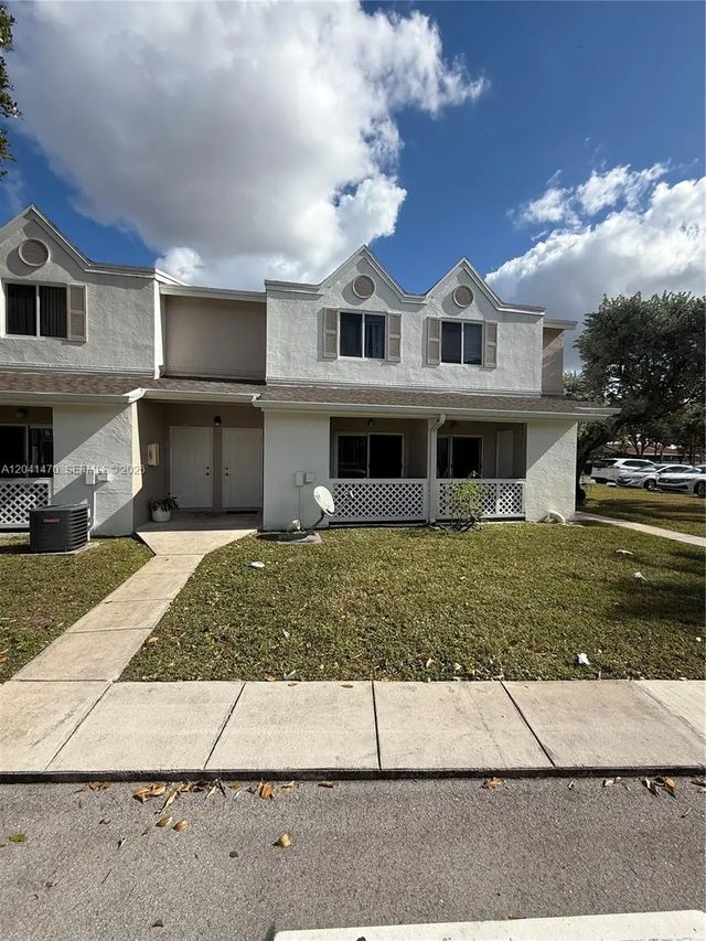 17515 Nw 67th Court #g-22, Hialeah