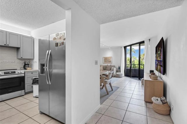 2 of 39 - 101 Crandon Boulevard #269, Key Biscayne, FL