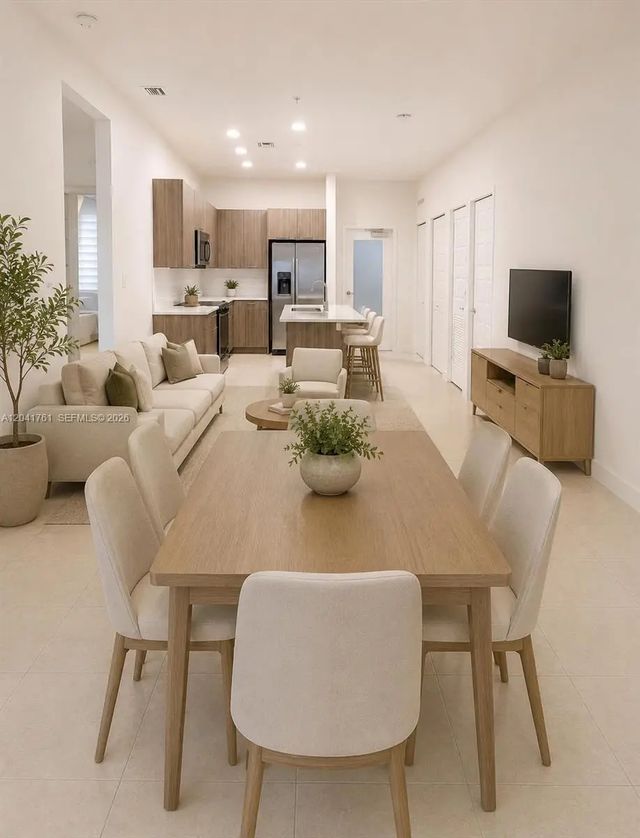 4 of 32 - 4636 Nw 84th Avenue #45, Doral, FL