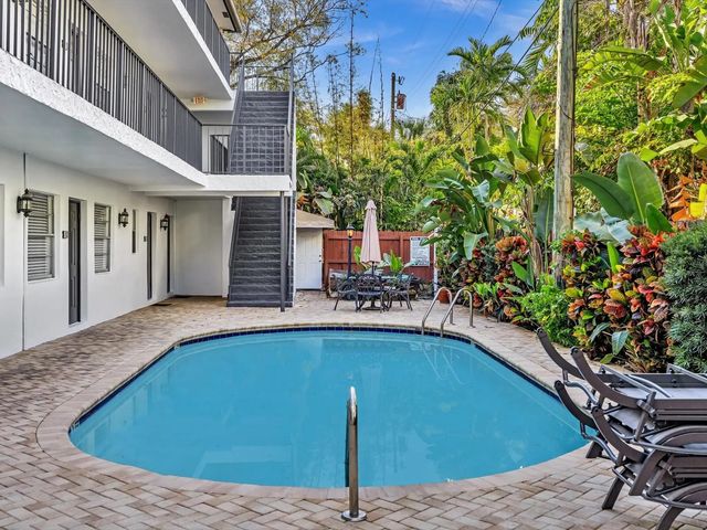 5 of 40 - 215 Ne 16th Avenue #203, Fort Lauderdale, FL