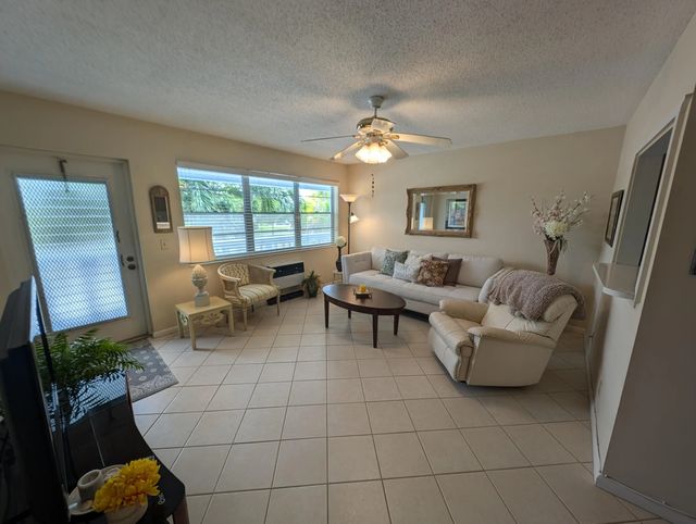4 of 17 - 436 Markham T #436, Deerfield Beach, FL