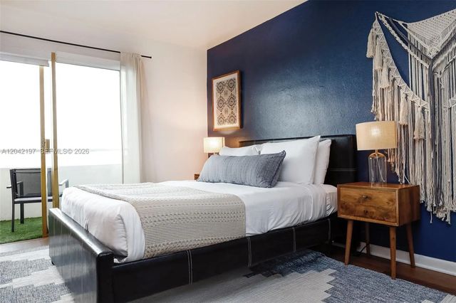 5 of 23 - 7904 West Drive #812, North Bay Village, FL